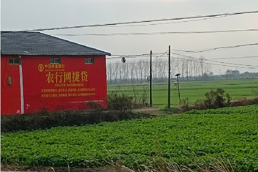 望江如何防止墙体广告褪色呢？